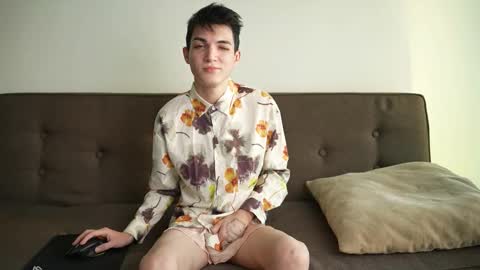 Snapshot of mattyaiden chatting on February 16, 5:31 pm Matty Aiden online show from February 16, 5:31 pm