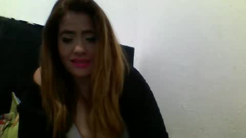 mature_sweet3827 online show from February 12, 11:00 pm