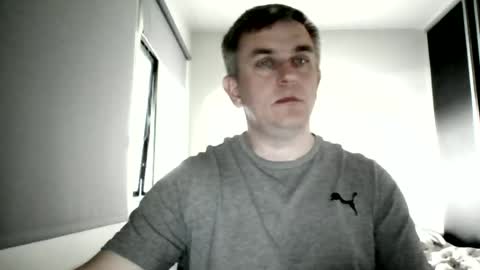 matureontheedge online show from May 25, 12:00 pm