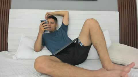 mauro_boy online show from June 29, 7:03 pm