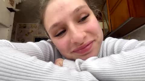 Nikolina online show from March 24, 12:10 pm