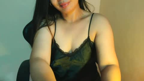Snapshot of mawi24 chatting on June 14, 11:34 am Mau online show from June 14, 11:34 am