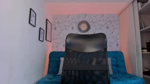 max D. online show from April 15, 1:45 am