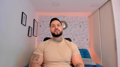 max D. online show from May 17, 10:50 pm