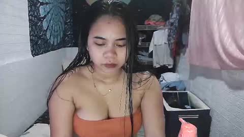 Snapshot of max_lovely123 chatting on June 23, 9:51 am max_lovely123 online show from June 23, 9:51 am