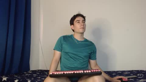 max_snow1616 online show from February 28, 3:35 pm