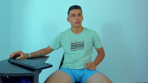 MAX     online show from June 15, 2:47 am
