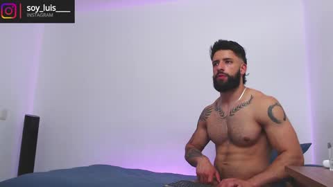 max_xl_ online show from April 15, 2:51 am