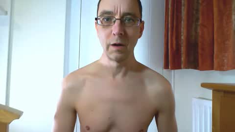 Max Davies online show from March 13, 5:52 pm