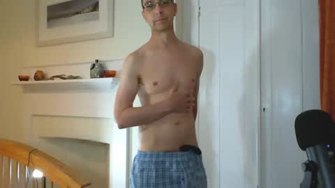 Max Davies online show from July 27, 9:38 am