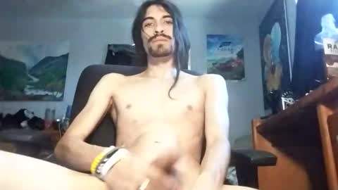 maximillianpayan95 online show from May 6, 7:08 pm