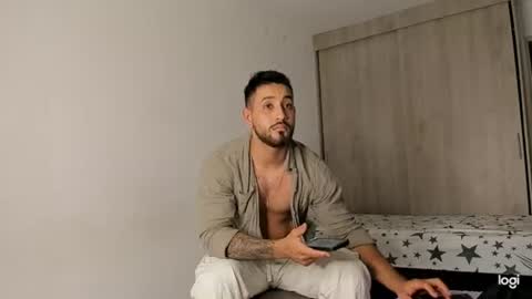Maximo online show from June 14, 4:25 am
