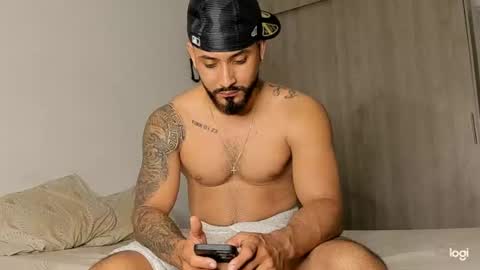 Maximo online show from July 30, 4:33 am