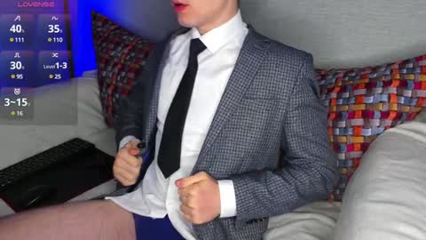 Snapshot of maximum_hot chatting on January 6, 11:09 pm Max online show from January 6, 11:09 pm