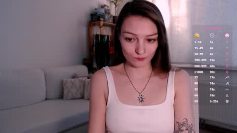 Maxine online show from March 26, 10:10 am