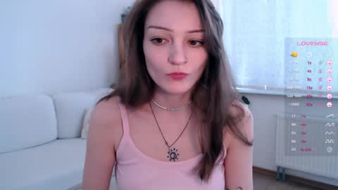 Maxine online show from April 17, 1:25 pm