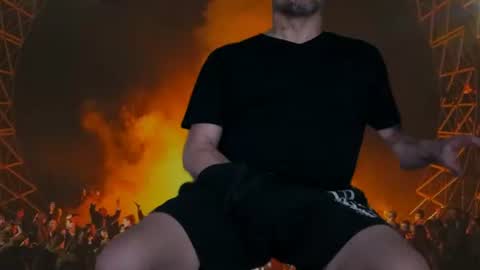 Snapshot of maxofmunich chatting on March 4, 9:21 pm Max online show from March 4, 9:21 pm