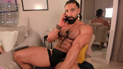 Snapshot of maxstrong01 chatting on June 7, 12:15 am Max online show from June 7, 12:15 am