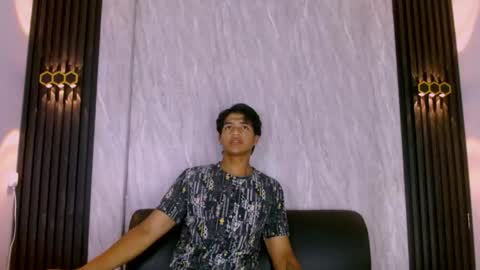 Max Wyatt online show from June 1, 4:36 am