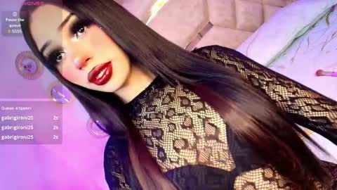 Snapshot of maxxine_vxx chatting on April 21, 8:23 pm Valentina online show from April 21, 8:23 pm