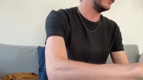 MaxXxurbate online show from May 5, 1:52 pm