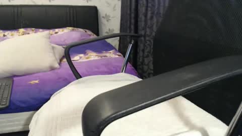 Maya online show from March 13, 7:59 am