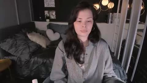 Snapshot of maya___muse chatting on June 29, 1:55 pm Maya online show from June 29, 1:55 pm