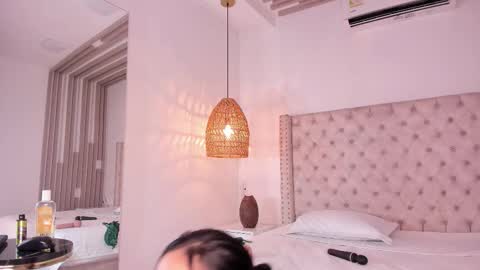 Maya online show from February 3, 6:22 am