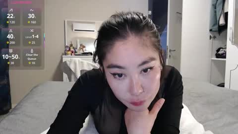 Snapshot of maya_kumashiro chatting on January 18, 10:02 pm maya_kumashiro online show from January 18, 10:02 pm