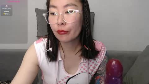maya_kumashiro online show from May 18, 11:43 pm