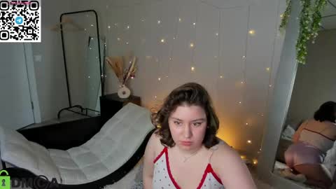 Maya online show from April 27, 9:07 am