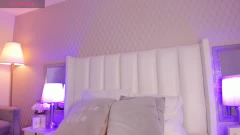 Maya online show from February 26, 4:14 am