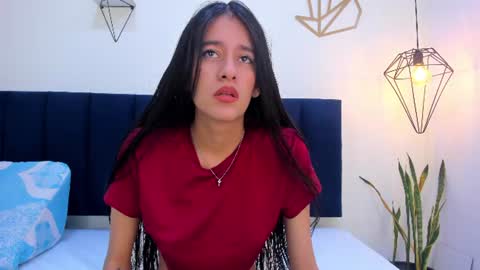 Snapshot of mayaevansmg chatting on July 12, 12:29 pm SOFIA online show from July 12, 12:29 pm