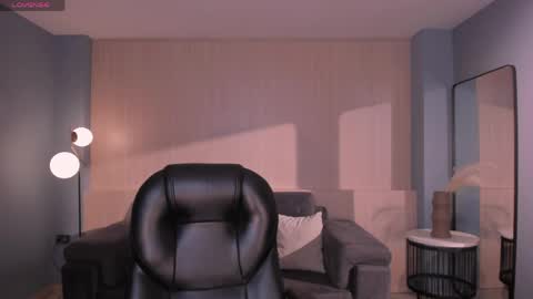 Maya online show from April 4, 4:33 am