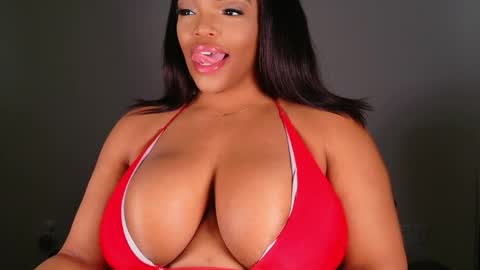 MayBabi online show from February 20, 11:20 am