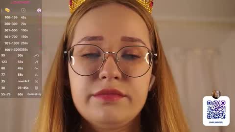 Snapshot of maybellebyone chatting on February 19, 5:42 pm Milina online show from February 19, 5:42 pm