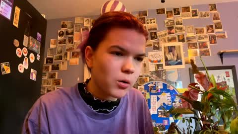 Rose online show from April 6, 9:21 am