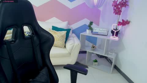 mayli_marie online show from March 27, 11:04 pm