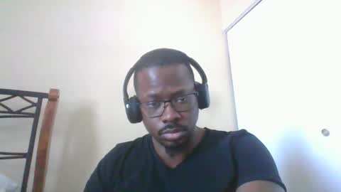 Mark online show from February 1, 7:56 pm