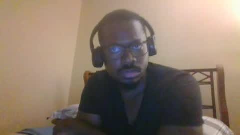 Snapshot of mbsupreme chatting on July 16, 4:07 am Mark online show from July 16, 4:07 am