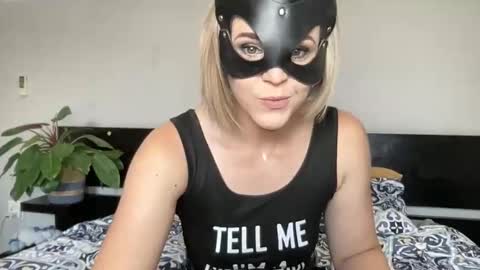 Kyla Wifey and Shaun online show from February 10, 8:40 am