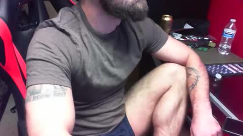 Snapshot of mcbethtime chatting on March 19, 10:03 pm mcbethtime online show from March 19, 10:03 pm