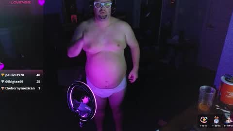 Snapshot of mckhero chatting on December 23, 6:33 am Sean online show from December 23, 6:33 am