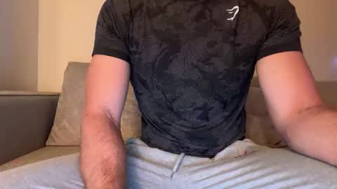 mcr8080 online show from February 10, 6:28 am