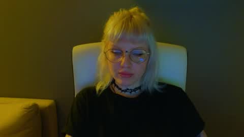 Roze online show from May 12, 11:13 pm