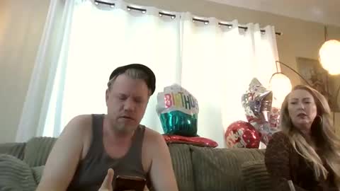 me2283 online show from May 28, 5:54 pm