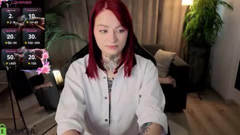 Nicole online show from March 4, 8:42 am