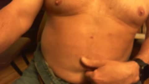 Snapshot of medfirebear chatting on April 3, 5:00 pm medfirebear online show from April 3, 5:00 pm