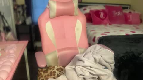 Southern Peach online show from February 5, 7:29 pm