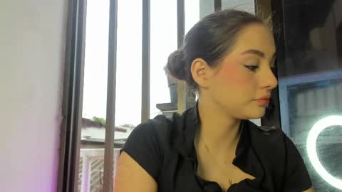 megaan_rouse online show from May 31, 11:50 am